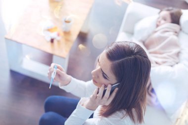 Korkmuş kadın aile doktoru arıyorum