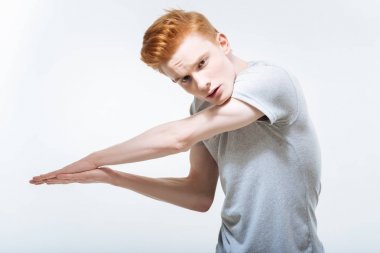 Eller alkışlar hoş söz konusu adam