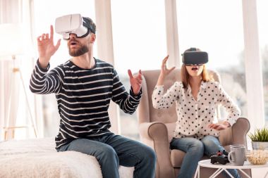 VR Dünya Seyahat hayran adam merak ettim