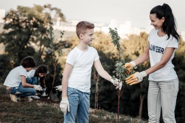 Kadın arıyorum memnun iyi çocuk