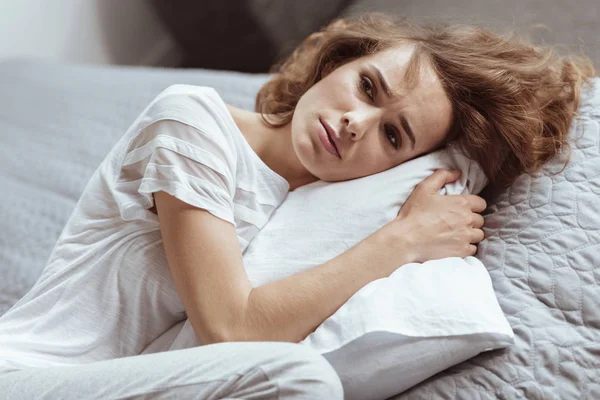 Depressed woman thinking about something serious — Stock Photo, Image