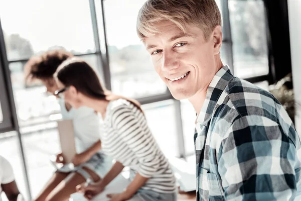Portrait of a cheerful smart man — Stock Photo, Image