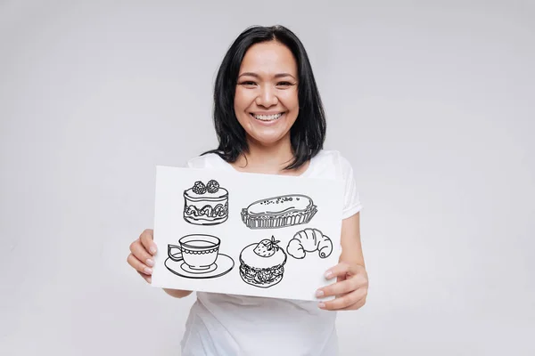 Comida Sabrosa Joven Alegre Emocional Sonriendo Mirando Alegre Mientras Que —  Fotos de Stock