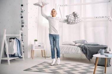 Enerjik çocuk tebrik hafta sonları