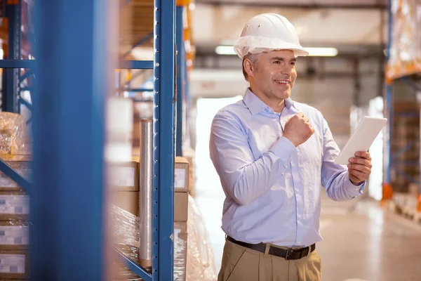 Alegre hombre feliz sonriendo — Foto de Stock