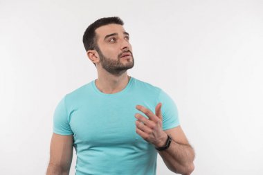 Hoş düşünceli adam ararken