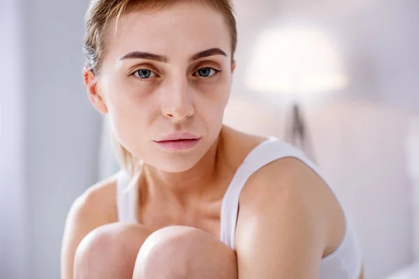 Cheerless unhappy woman looking at you — Stock Photo, Image