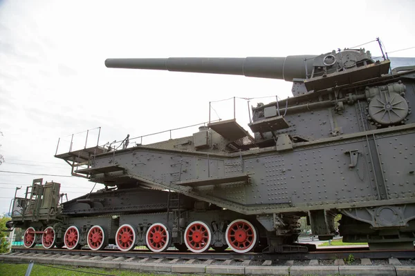 Kurulum-taşıyıcı donanma topçu 305 mm top, Ussr. İkinci Dünya Savaşı 'nın askeri teçhizatı..