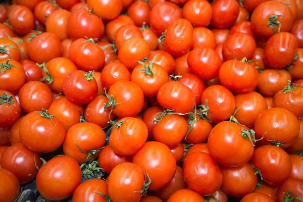 Красные Бакинские Помидоры Зелеными Нарезками Овощи Фрукты Полезные Продукты — стоковое фото