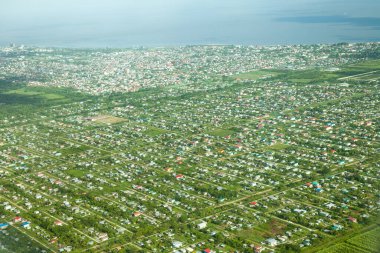 Georgetown şehrinin kuş bakışı görüntüsü, Guyana adlı bir uçaktan alındı. Güney Amerika peyzaj şehri, manzara, Dünya turizmi