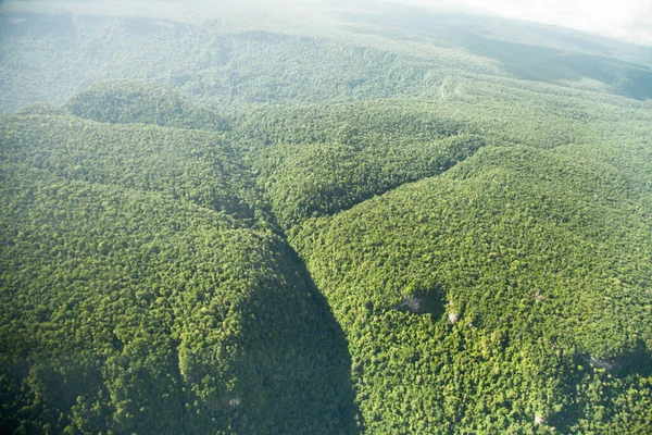 Fågelperspektiv Djungeln Med Kullar Berg Tagen Från Planet Guyana Landskap — Stockfoto