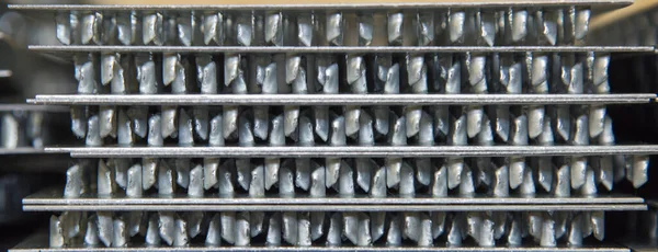 Metallnagelplatten Gestapelt Einem Waagerechten Stapel Produktion Hintergründe Strukturen Design — Stockfoto