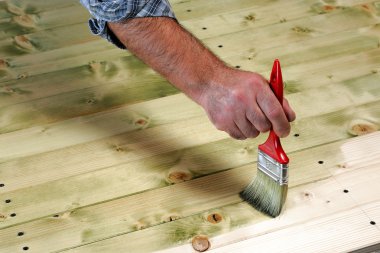 Anda üzerinde ahşap marangoz.