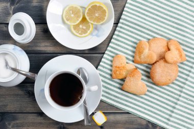 çay ve bisküvi Kahvaltı