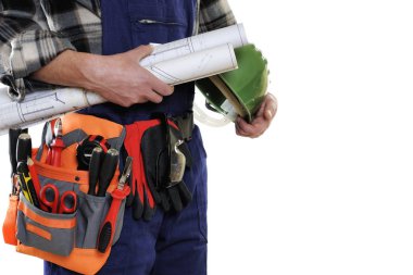 Genç Elektrikçi Teknisyen üzerinde beyaz backg izole iş giysisi içinde