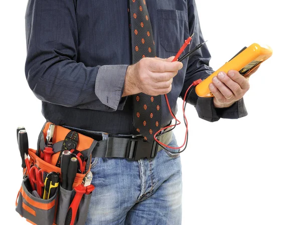 Close-up van een technicus van de elegante elektricien geïsoleerd op wit — Stockfoto