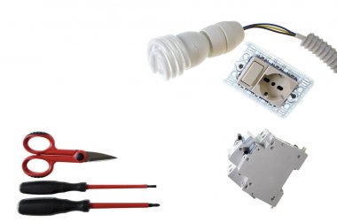 İş araçları ve bileşenleri için Elektrik Tesisatı, beyaz arka plan üzerinde izole yukarıdan yakın çekim