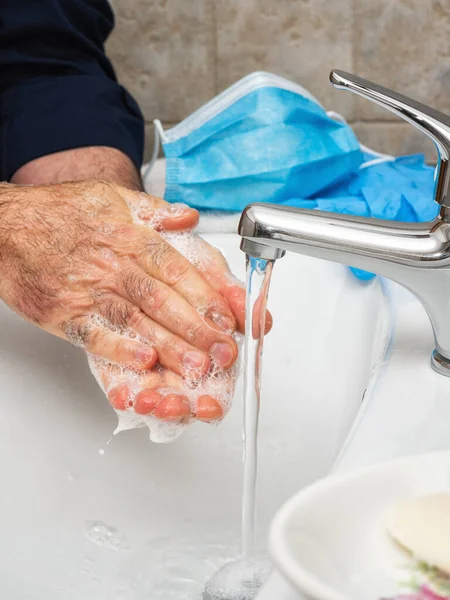 Coronavirus Prävention Händewaschen Mit Seife Und Heißem Wasser Die Verwendung Stockbild