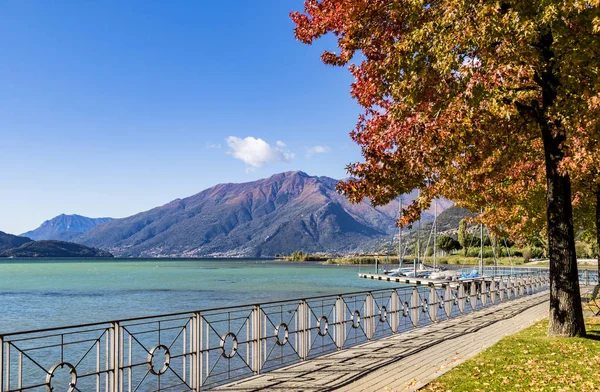 Jezero Como na podzim — Stock fotografie