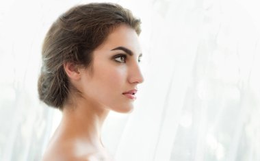 Makyaj ve taze cilt ile Güzellik modeli ön poz