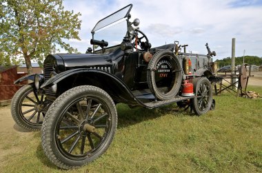 Model T kamyon geri