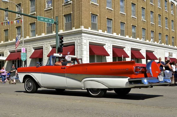 1958 Ford Fairlane Cabrio — Foto Stock