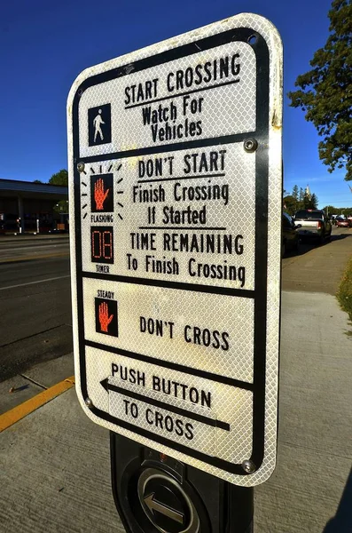 Electronic street sign — Stock Photo, Image