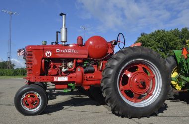 Süper M Farmall geri