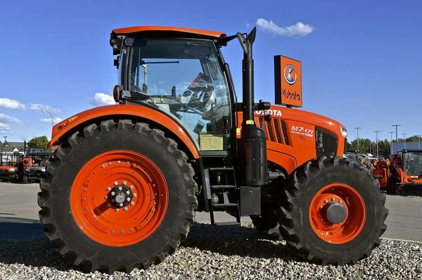 Fargo Dakota Del Norte Agosto 2017 Tractor Kubota Exhibición Producto —  Fotos de Stock