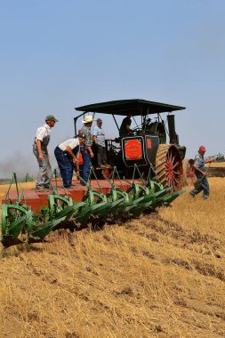 Rollag, Minnesota, 2 Eylül 2017: Bir eşsiz Geiser Works buhar motoru Rollag gösterisinde çiftlik nerede 1000 katılmak her İşçi Bayramı hafta sonu düzenlenen yıllık Wcstr çiftçilik gan gösterir.