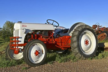 Firesteel, Güney Dakota, 23 Haziran 2017: Ford Traktör Ford Motor Co. tarafından 40's-60'ın üretilen bir N serisi ürün olan