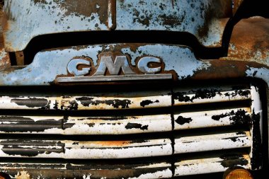 Hawley, Minnesota, 22 Ağustos 2017: Eski bir kamyonet 40 veya 50 's, bir Chevrolet veya halk dilinde Chevy ve resmen Chevrolet bölümü, genel motorlar şirket, olarak anılacaktır Gmc, Amerikan üreten bir Amerikan otomobil bölümü