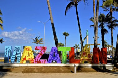 Mazatlan, Meksika, 31 Ocak 2017: Mazatlan ve sanat harflerin Mazatlan İşadamları Derneği tarafından sponsor alanına hoş geldiniz turist iş.