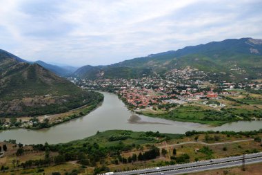 Gürcistan 'ın güzel nehri