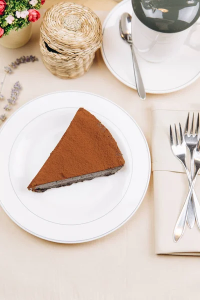 Stück Schokoladen-Brownie-Kuchen — Stockfoto