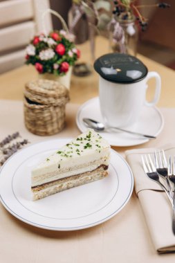 çikolatalı sufle sünger kek