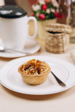 tatlı krem karamel tart