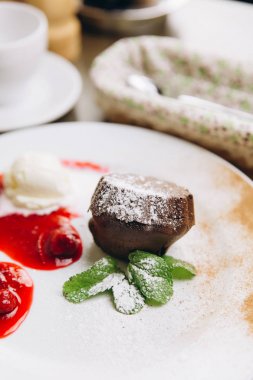 dondurma ile çikolata maffin