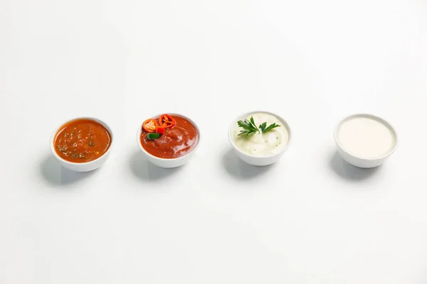 Diferentes tipos de salsas cremosas — Foto de Stock