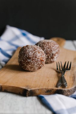 Çikolata ve Hindistan cevizi kek