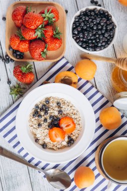 Yulaf ile sağlıklı kahvaltı