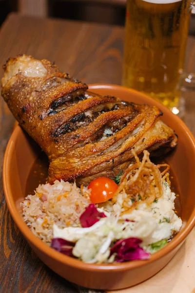 Garnitür ile kavrulmuş parmak eklemi