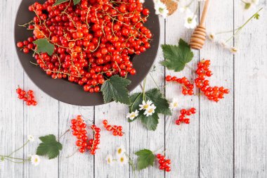  Olgun somun ve bal ayı