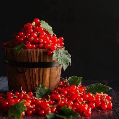 ahşap varil ile olgun somun 