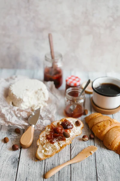 goat cheese and jam