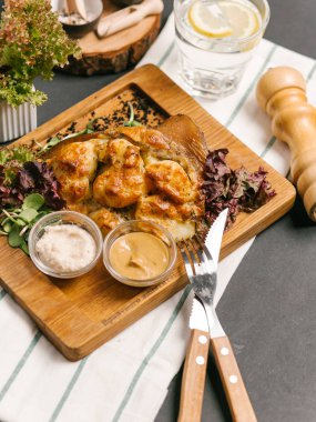 kızarmış tavuk eti