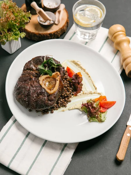 pişmiş sığır eti biftek 