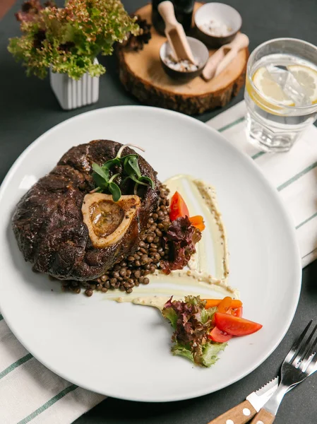 pişmiş sığır eti biftek 