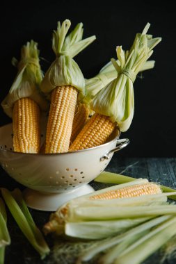 Kevgir içinde saf Mısır