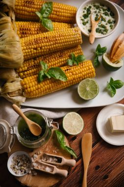 Pişmiş haşlanmış mısır